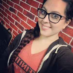 Meet your Posher, Toni